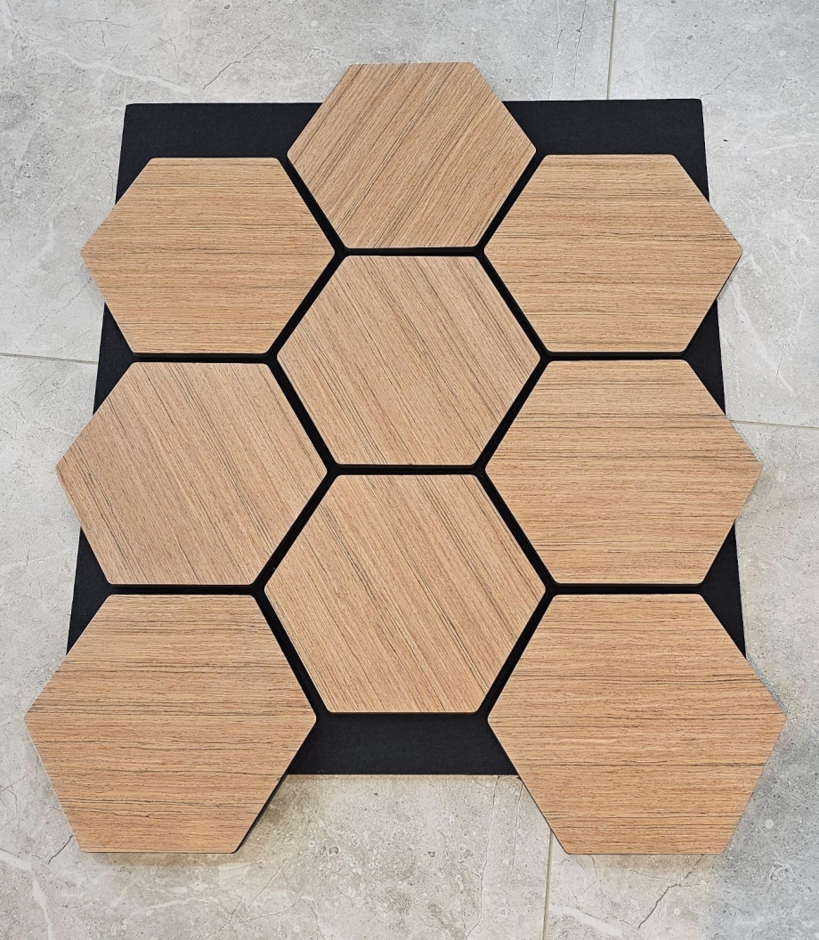 אקוסטיק דבורית 70x60 cm